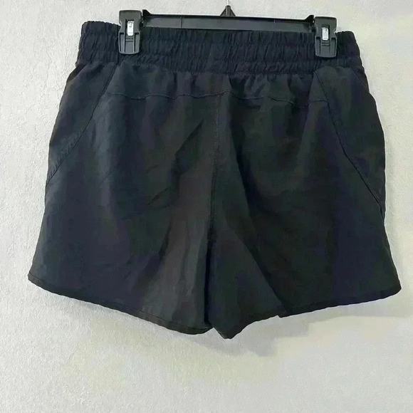 122. Avia Black Athletic Shorts Size 8-10 - Picture 3 of 4